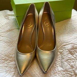 Sam Edelman gold leather heels size 9M